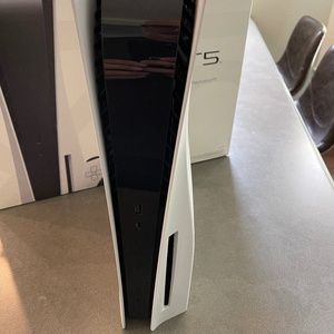 Sony PS5 Gaming Console Disk Edition - Sold as is for parts.